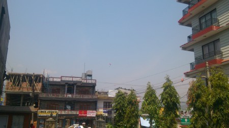 Anlänt i Pokhara 800möh!! Det första jag ser, en skärm. Såg framemot eftermiddagen!